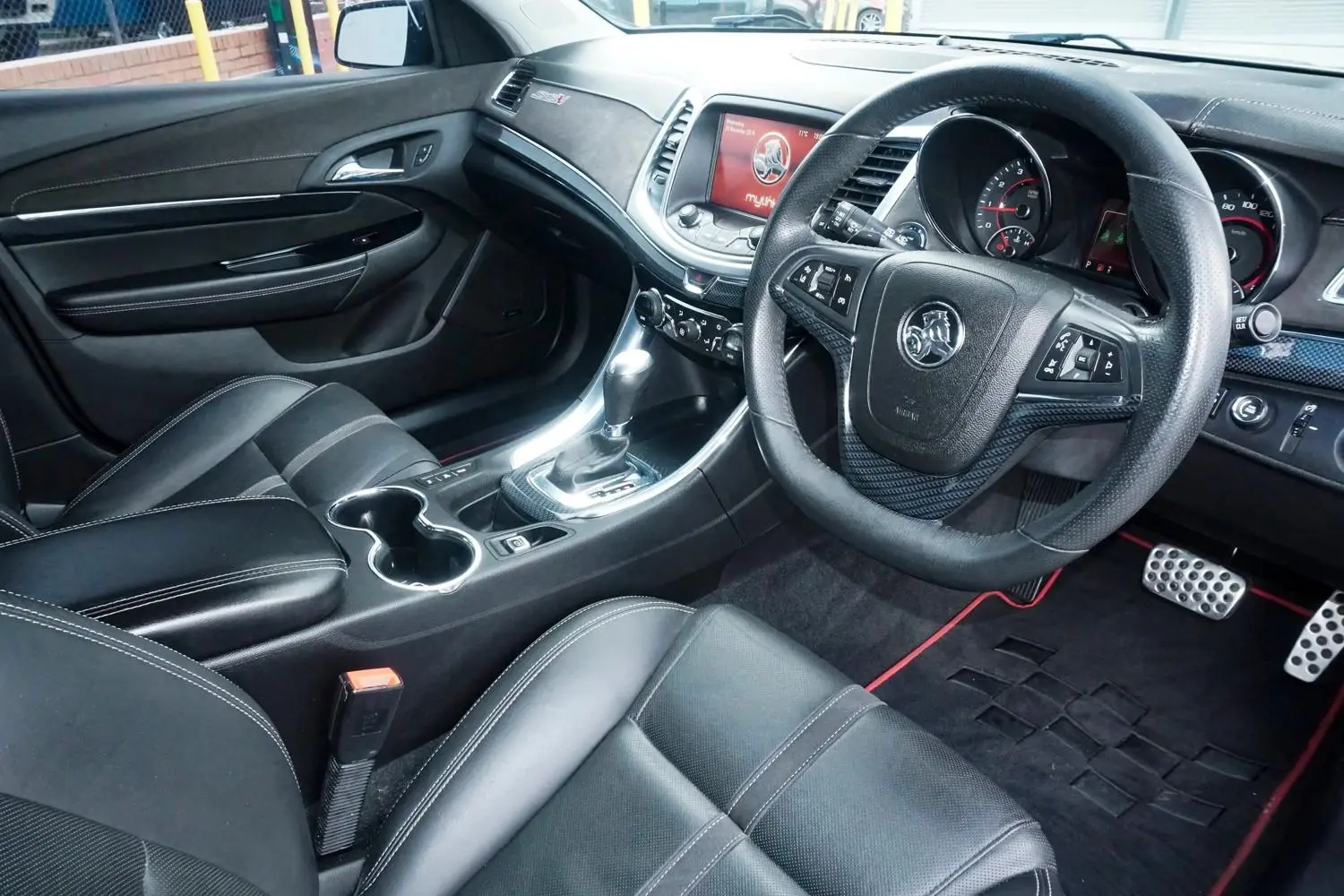 2016 Holden Commodore Gallery Image 5