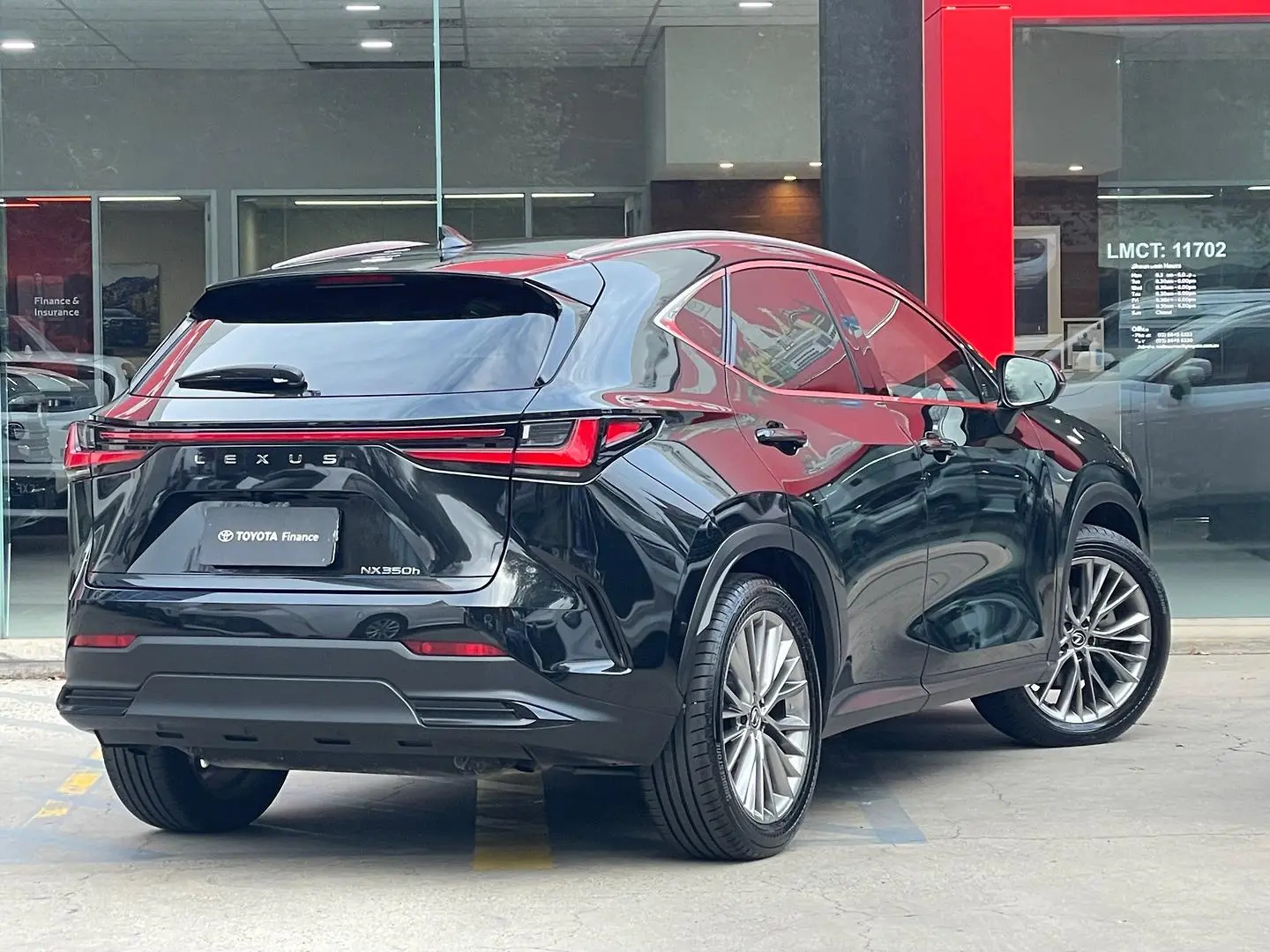 2023 Lexus NX Gallery Image 8