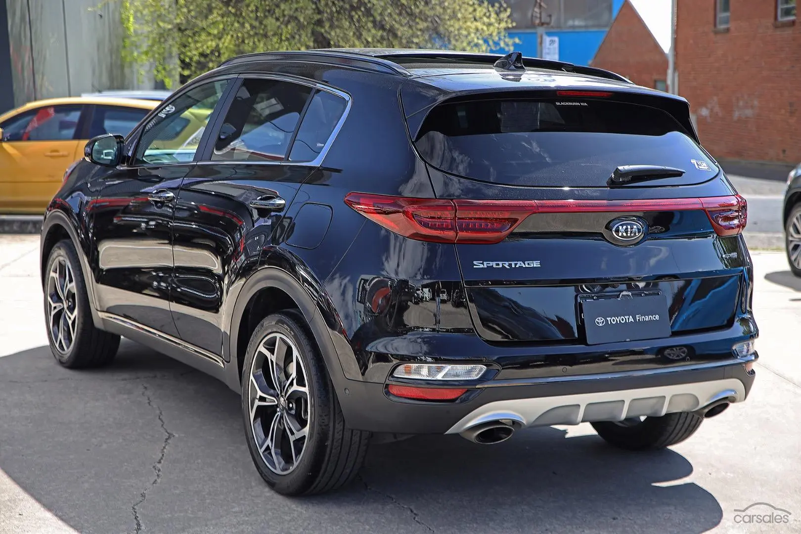 2020 Kia Sportage Image 2