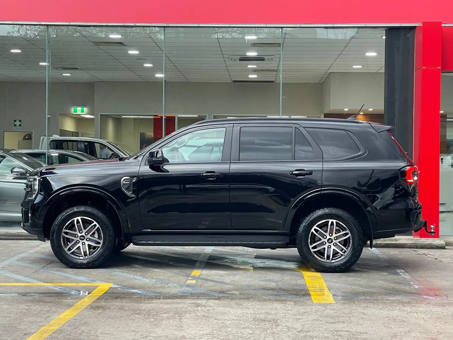 2023 Ford Everest Gallery Image 5