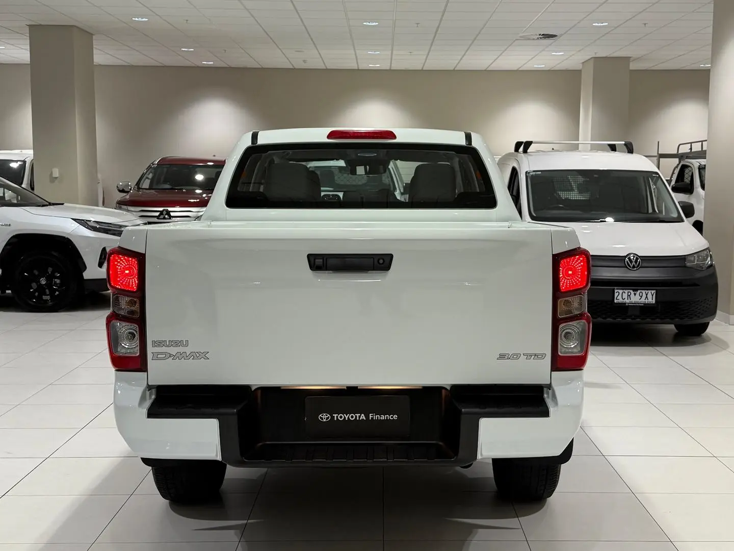 2023 Isuzu D-MAX Gallery Image 9