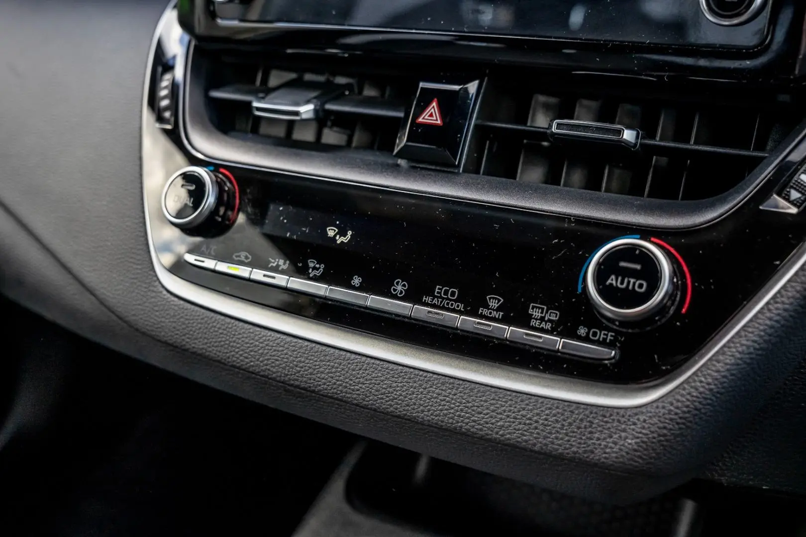 2020 Toyota Corolla Gallery Image 18