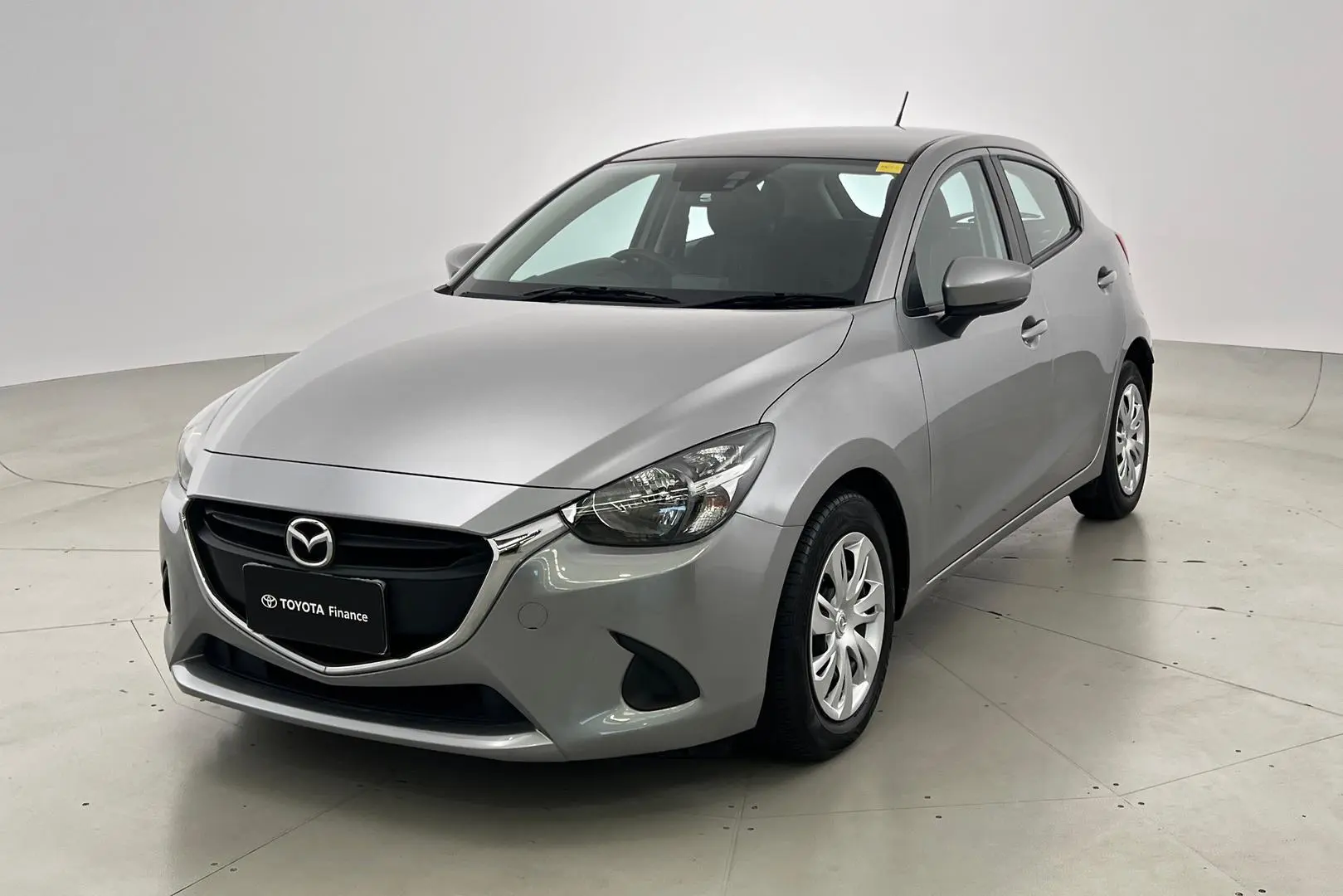 2017 Mazda 2 Gallery Image 9