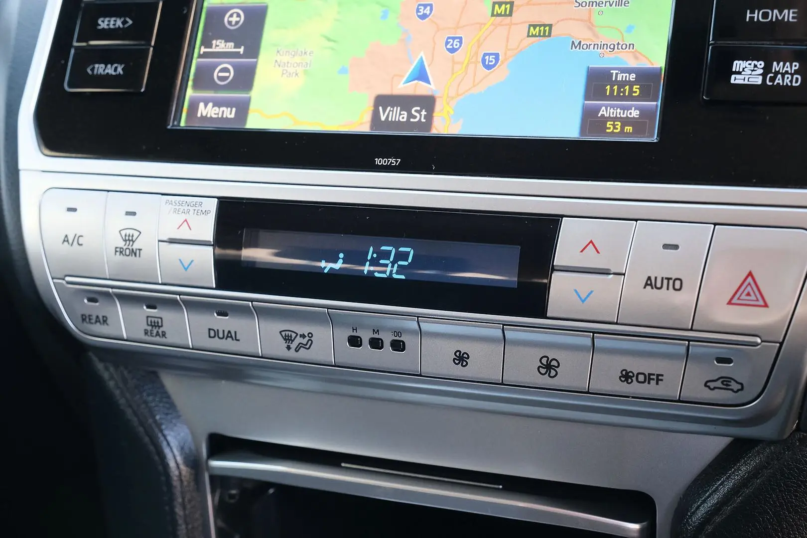 2019 Toyota Landcruiser Prado Gallery Image 21