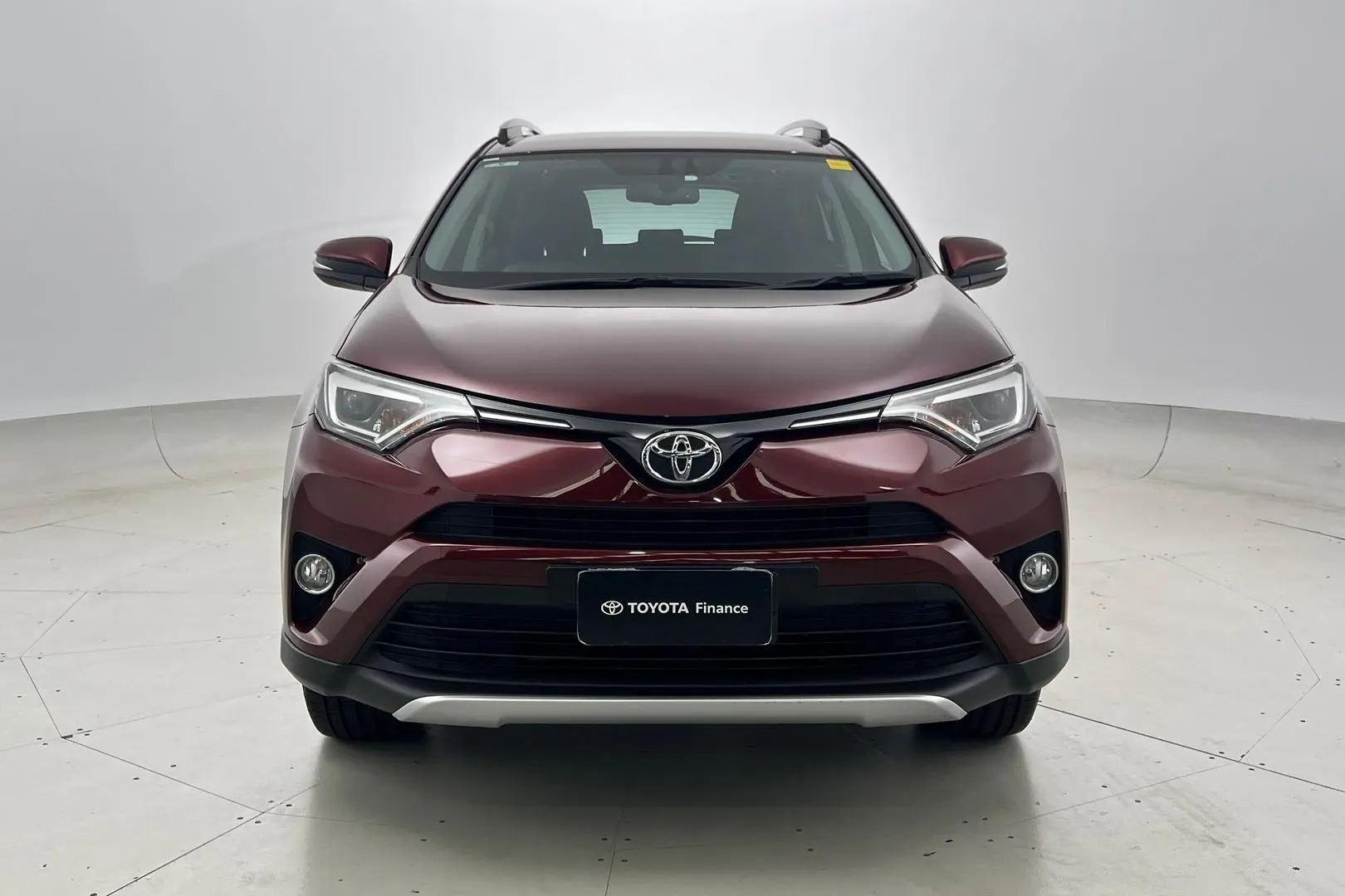 2016 Toyota RAV4 Gallery Image 10