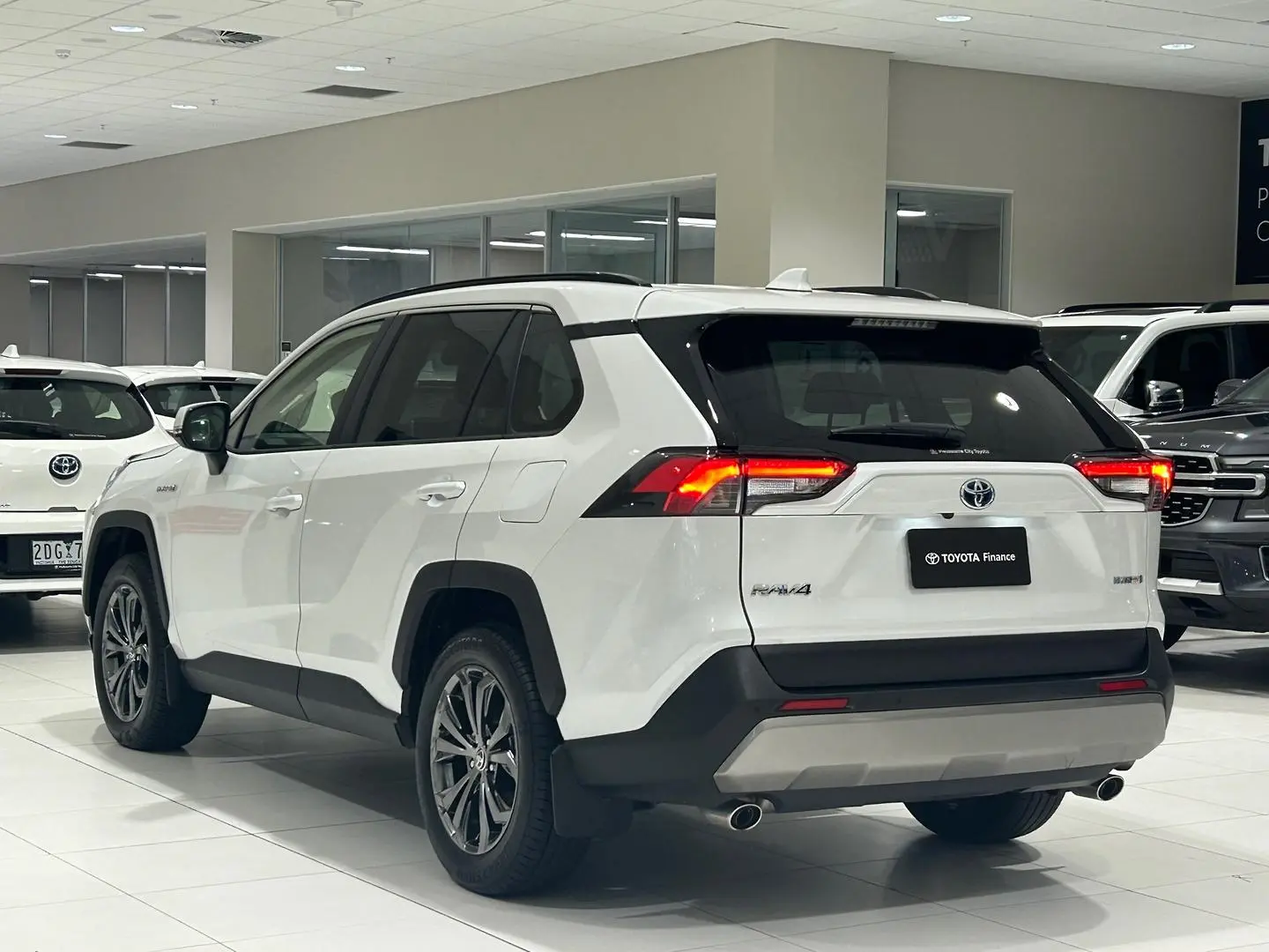 2024 Toyota RAV4 Gallery Image 8