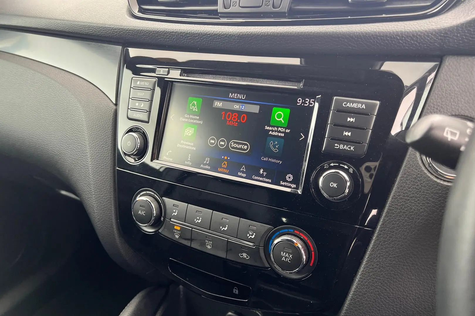 2020 Nissan QASHQAI Gallery Image 13