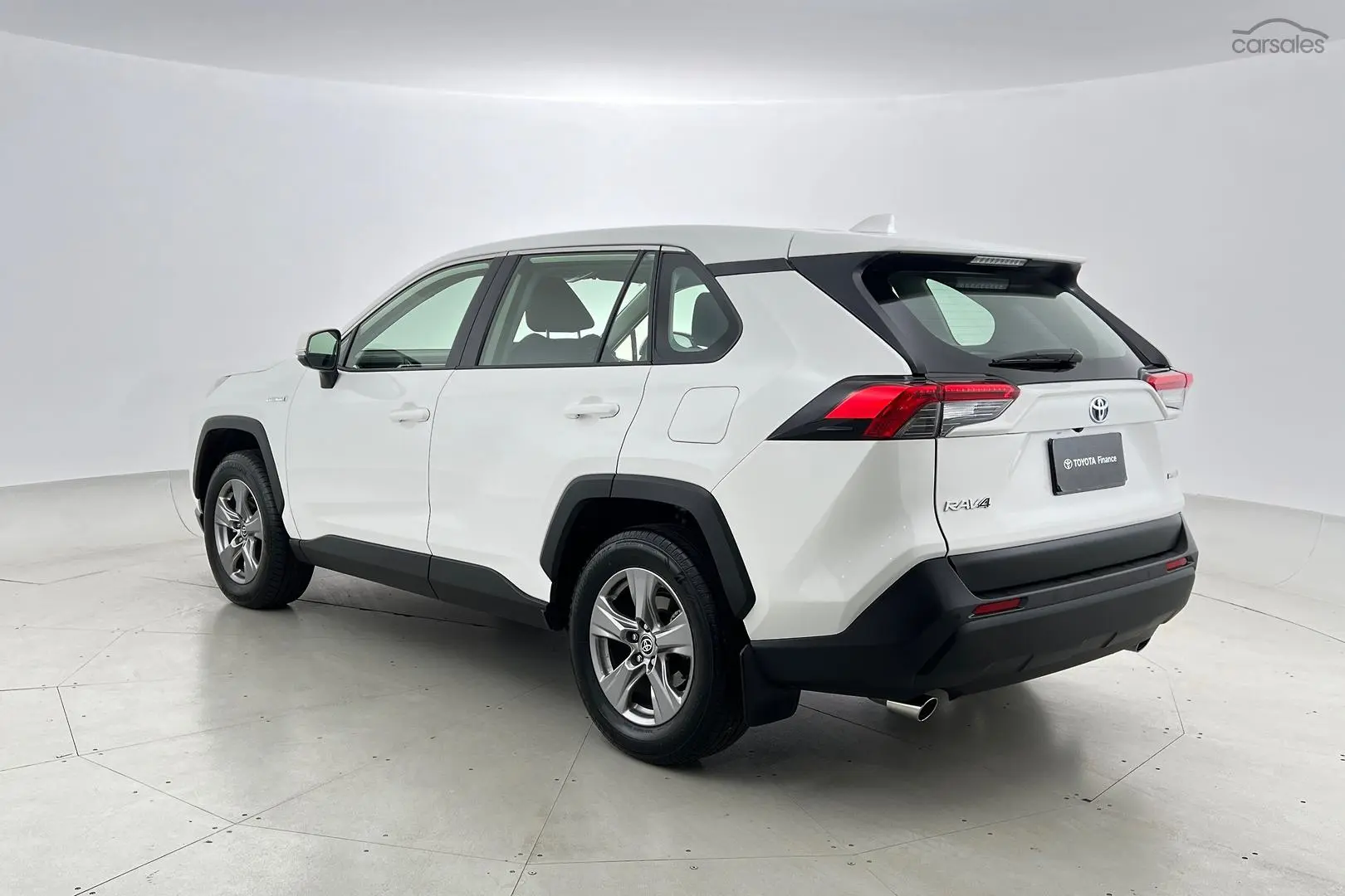 2024 Toyota RAV4 Image 7