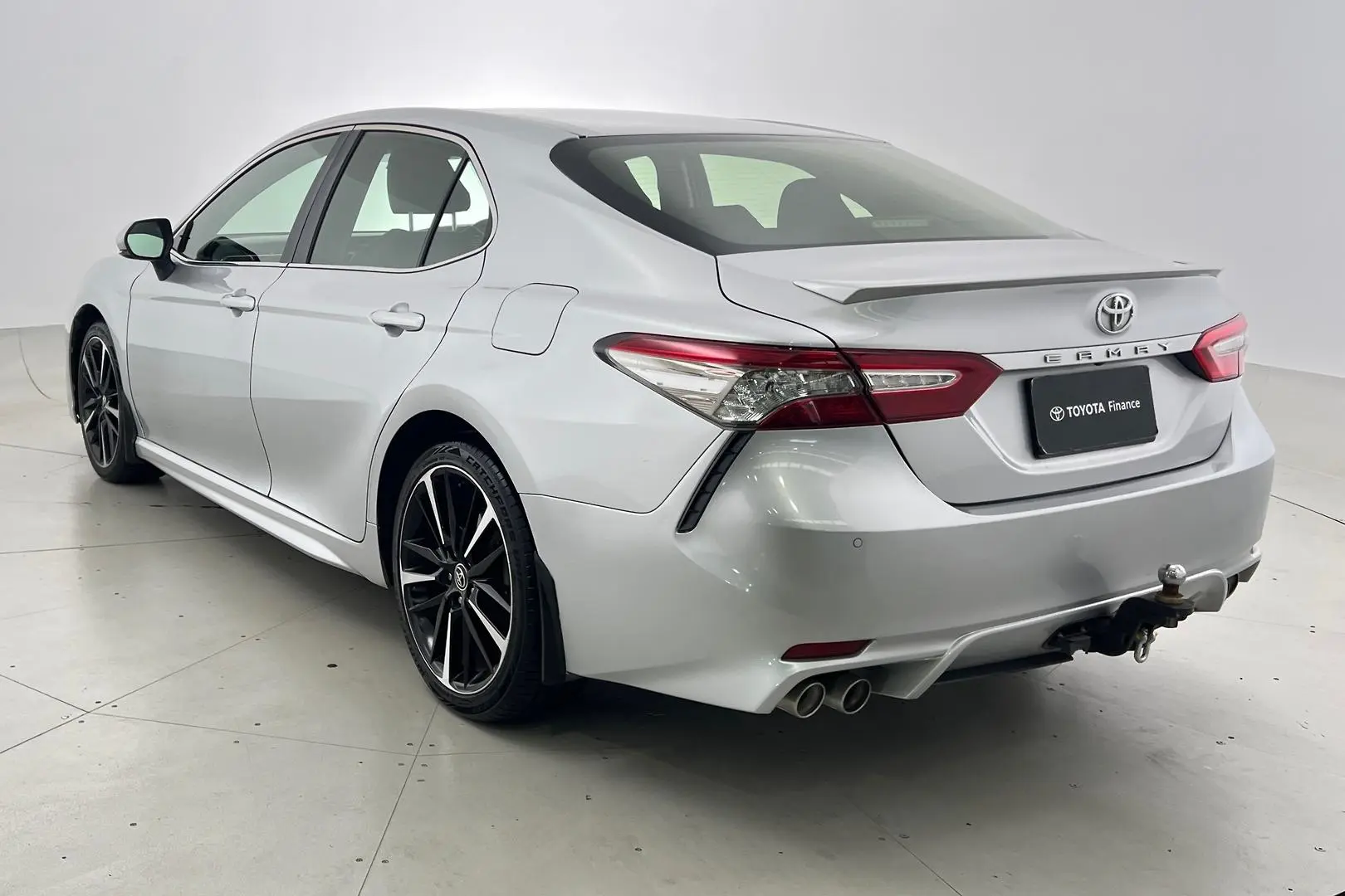 2018 Toyota Camry Gallery Image 9