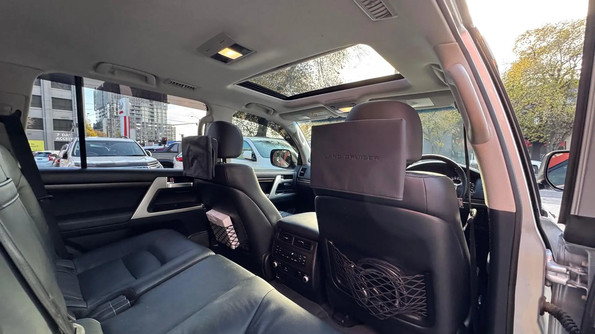 2020 Toyota Landcruiser Gallery Image 4