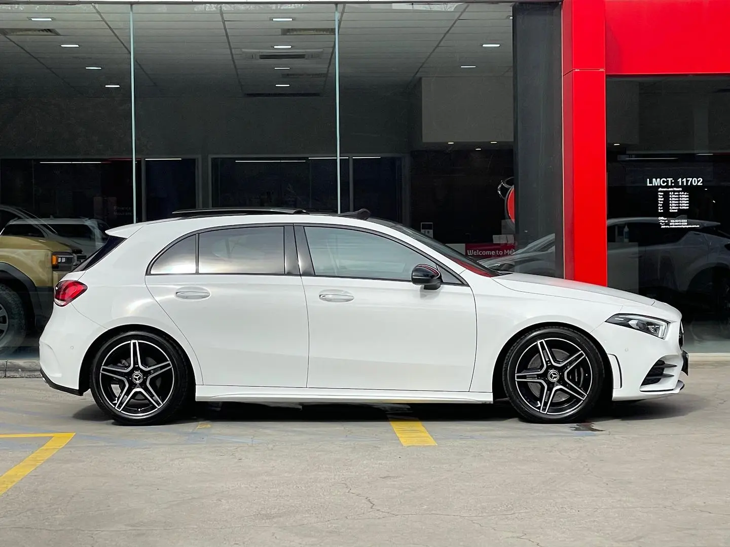 2022 Mercedes-Benz A-Class Gallery Image 2