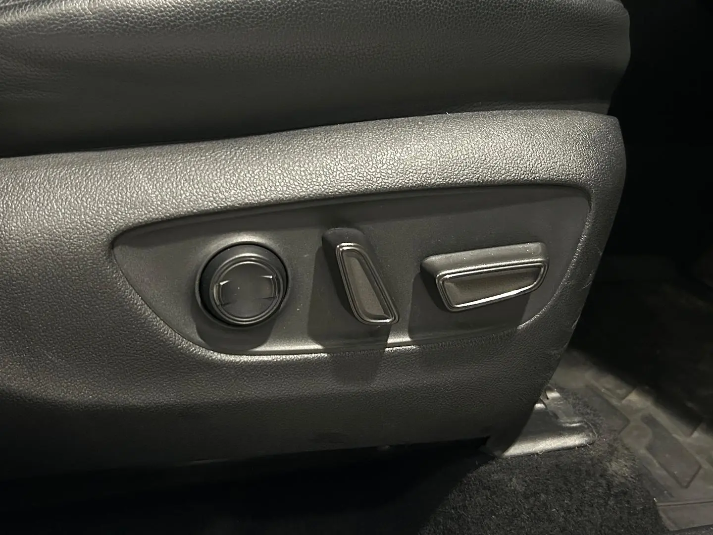 2021 Toyota Kluger Gallery Image 23