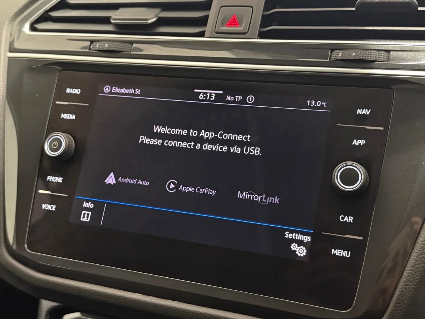 2023 Volkswagen Tiguan Gallery Image 18