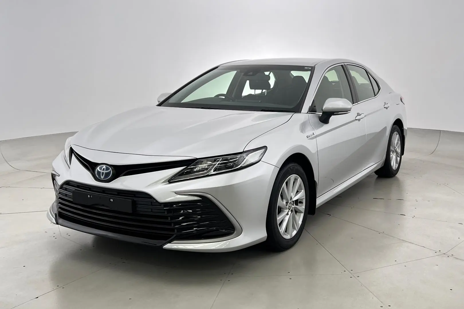 2021 Toyota Camry Gallery Image 4