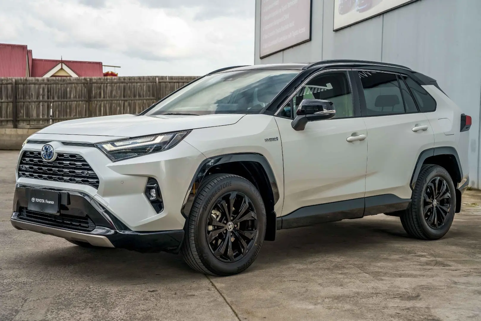 2024 Toyota RAV4 Gallery Image 5