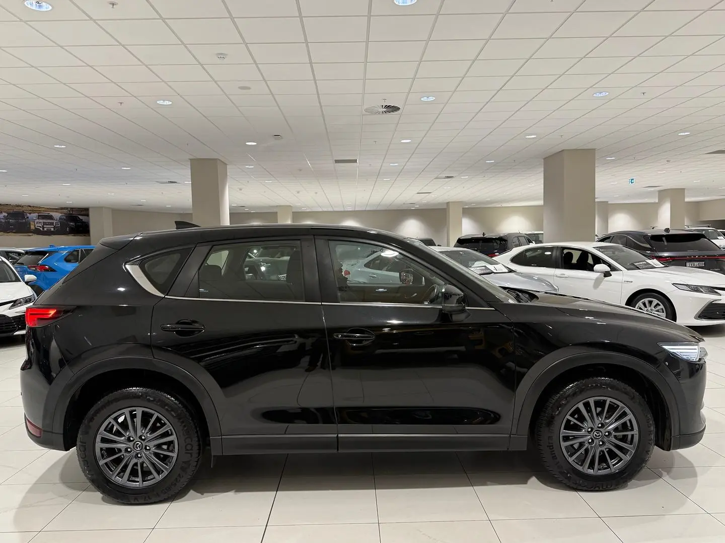 2019 Mazda CX-5 Gallery Image 2