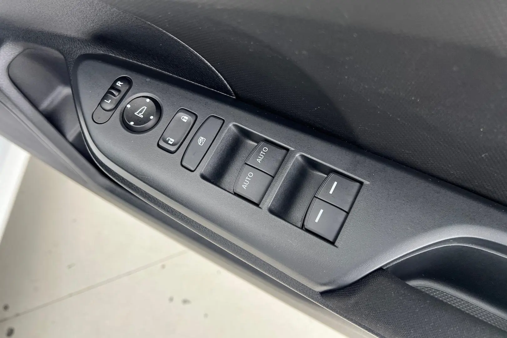 2019 Honda Civic Gallery Image 13
