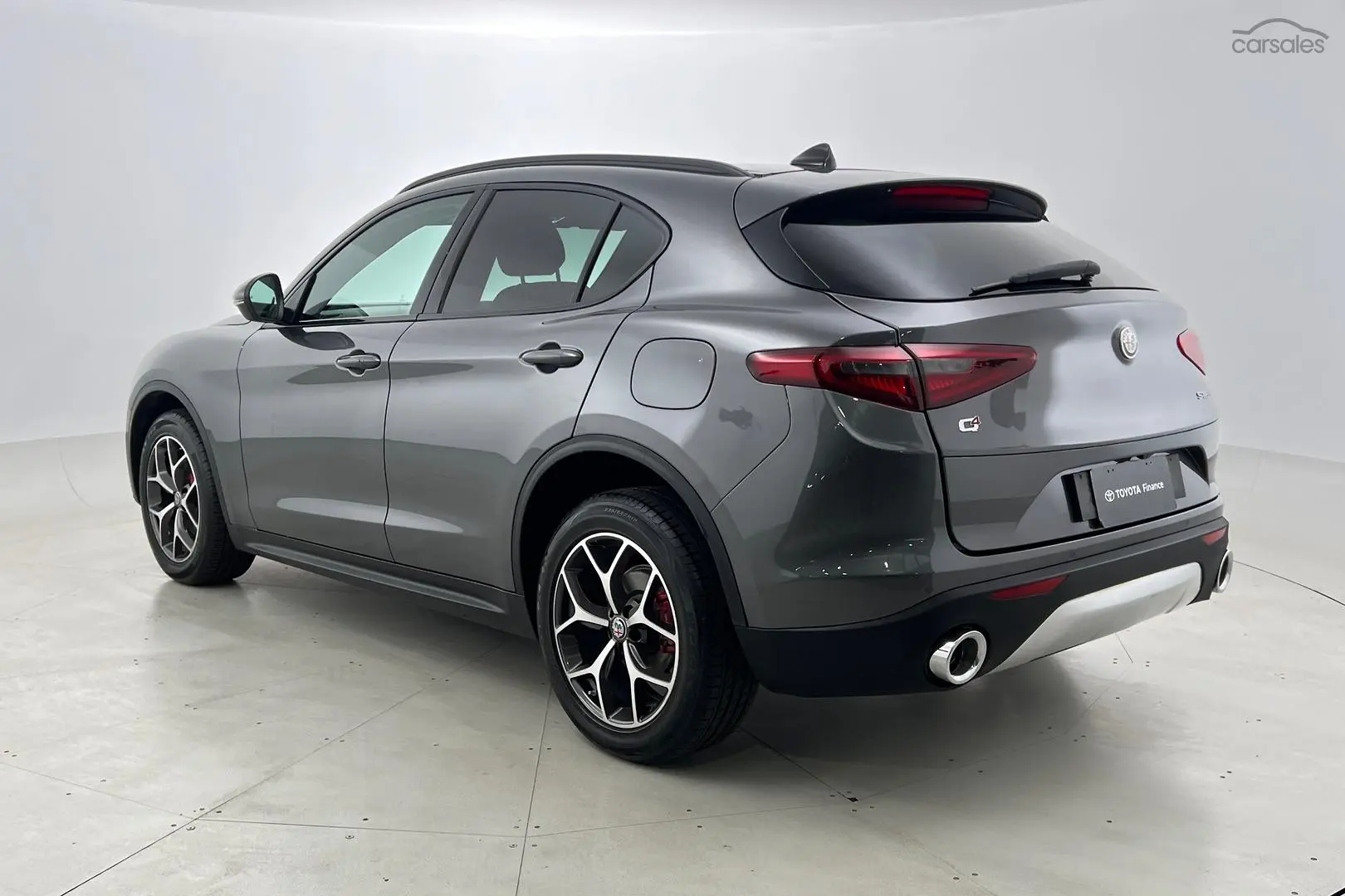 2018 Alfa Romeo Stelvio Image 7