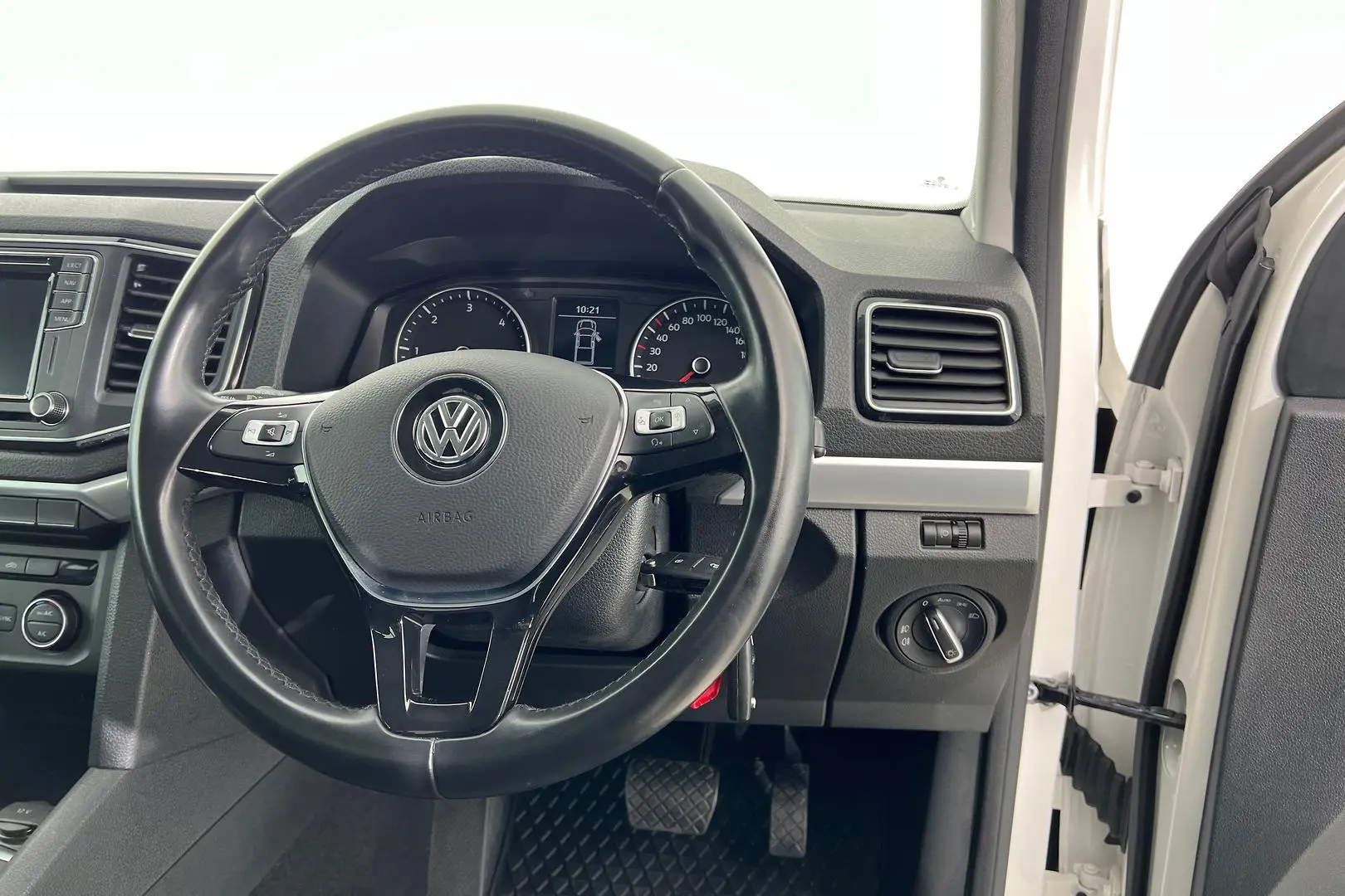 2022 Volkswagen Amarok Gallery Image 16