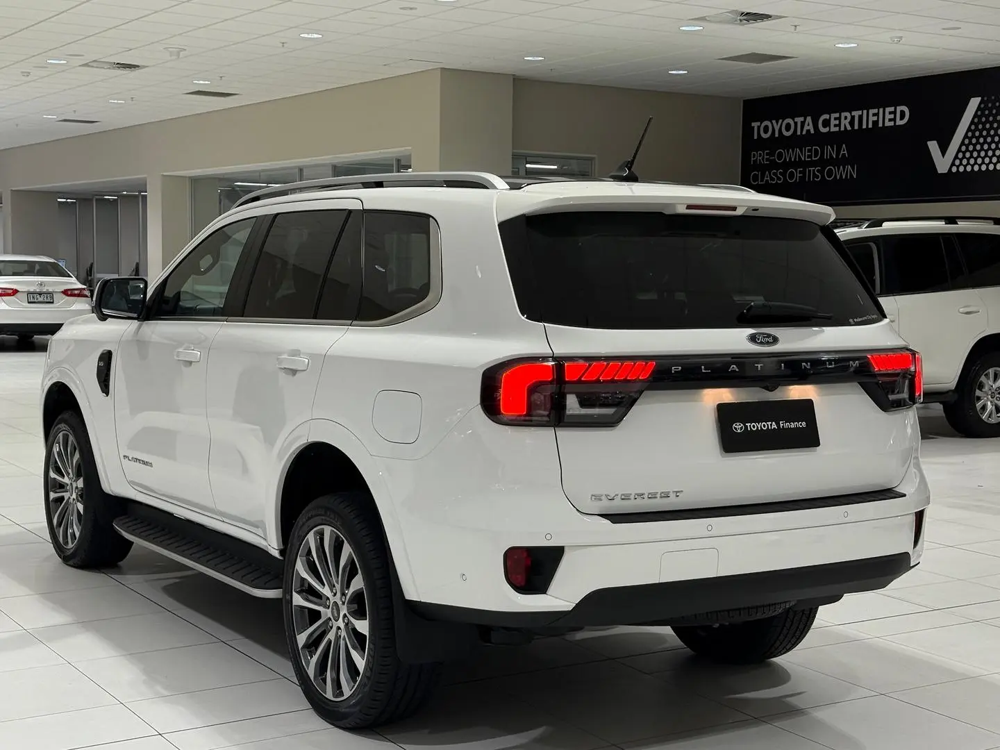 2024 Ford Everest Gallery Image 8