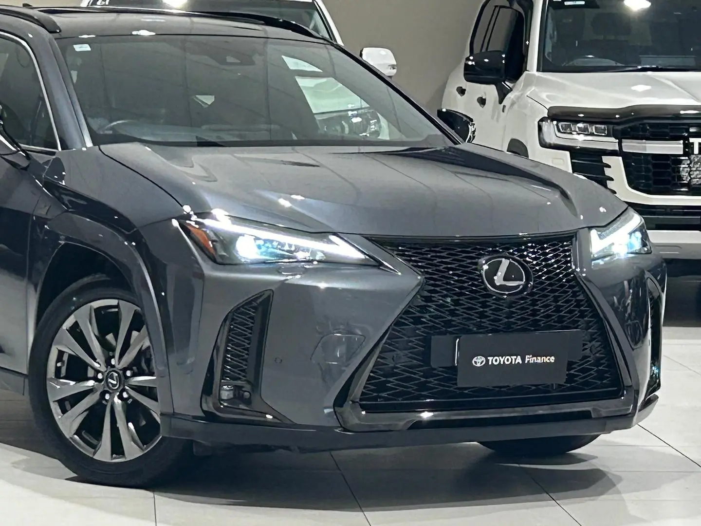 2023 Lexus UX Gallery Image 3