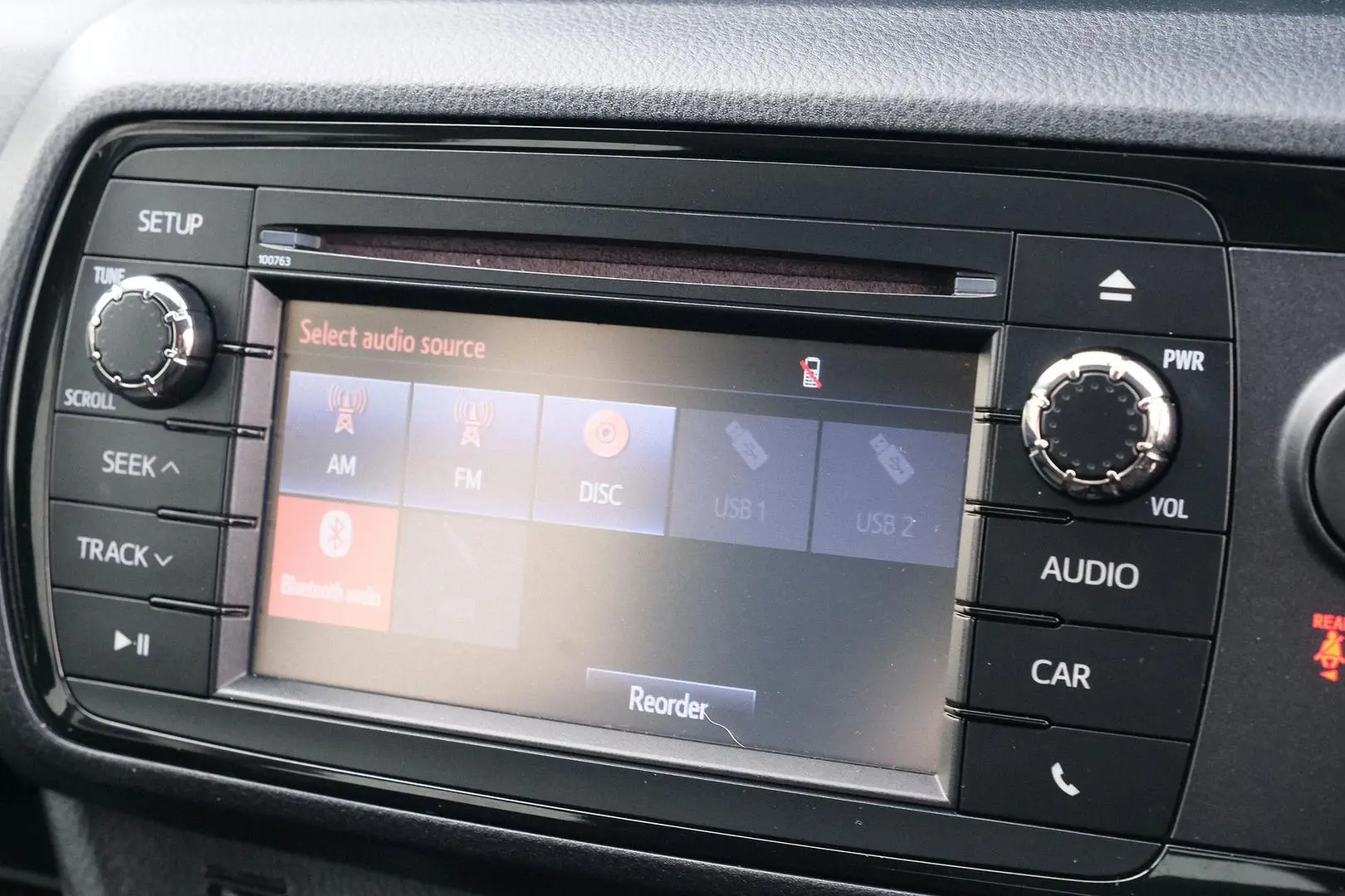 2019 Toyota Yaris Gallery Image 9