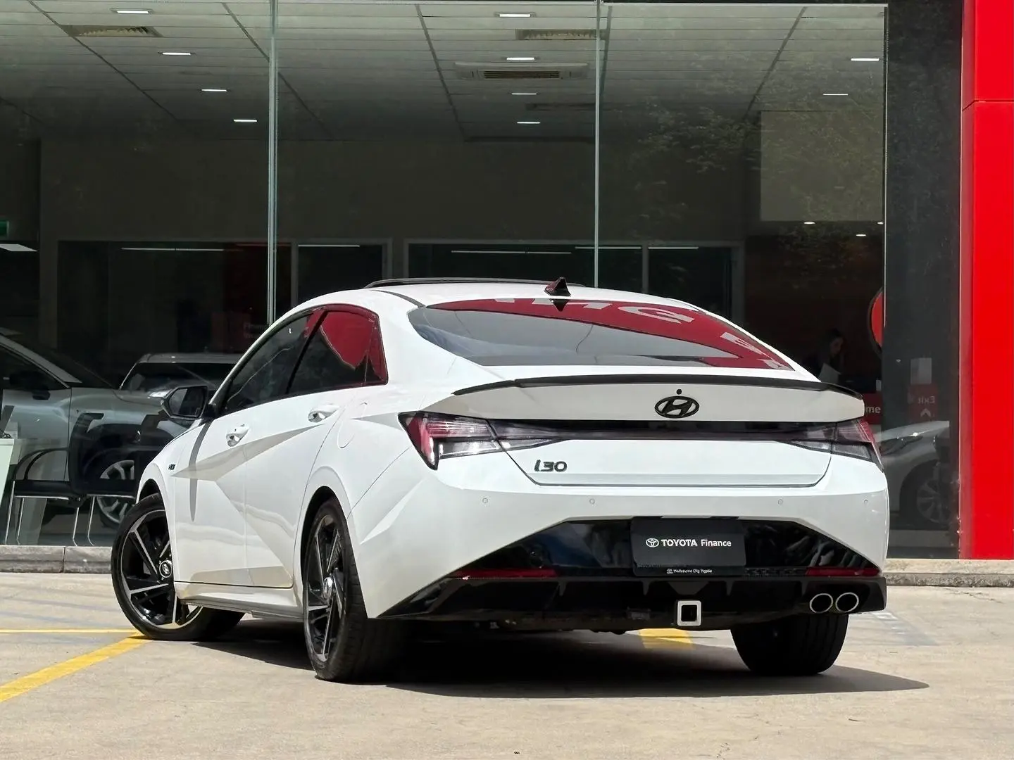 2022 Hyundai i30 Gallery Image 11