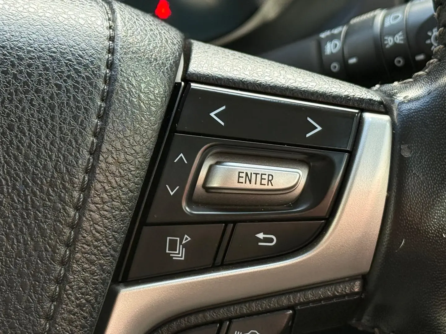 2020 Toyota Landcruiser Prado Gallery Image 19