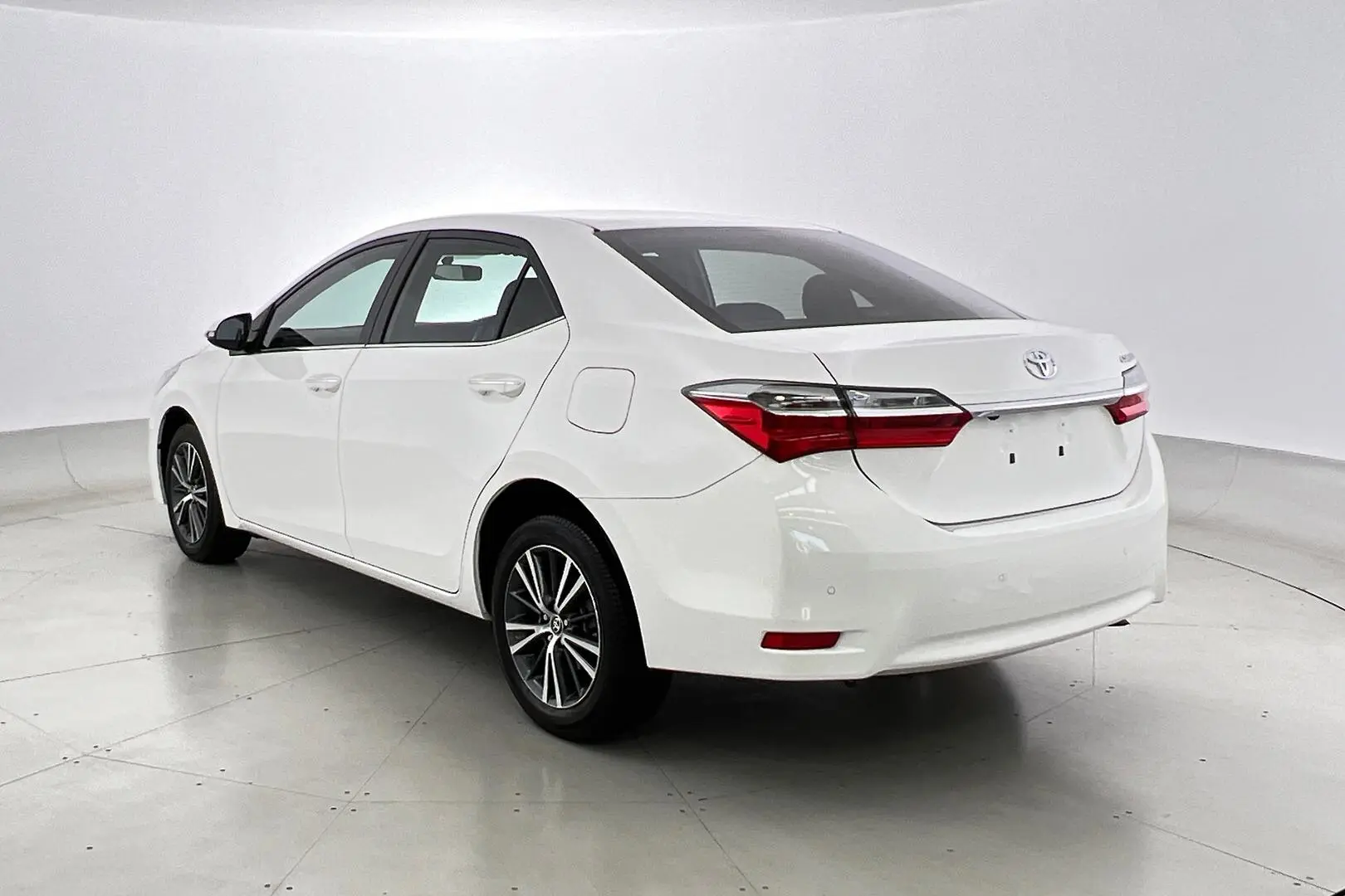 2018 Toyota Corolla Image 6