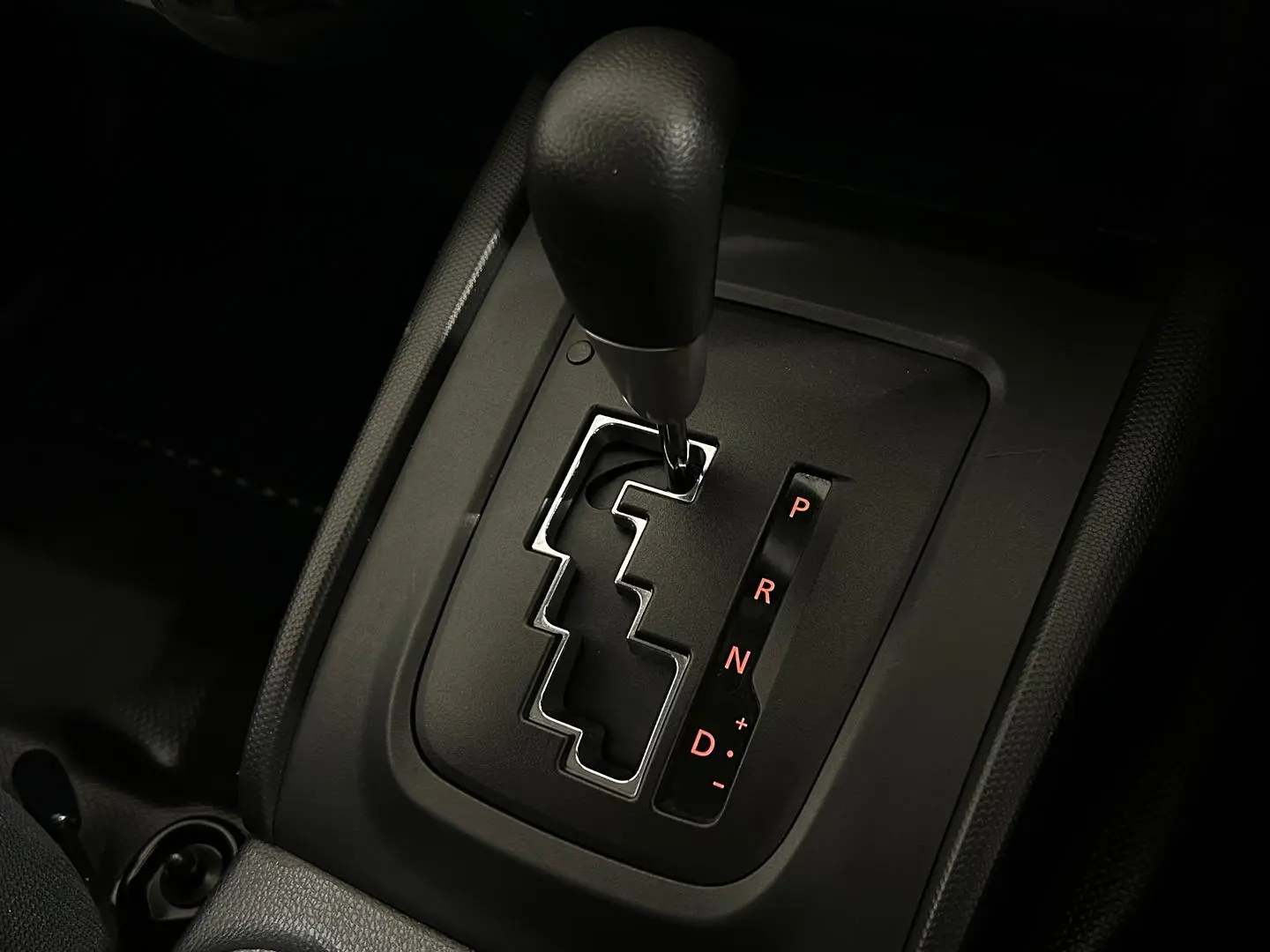 2021 Mitsubishi Triton Gallery Image 17