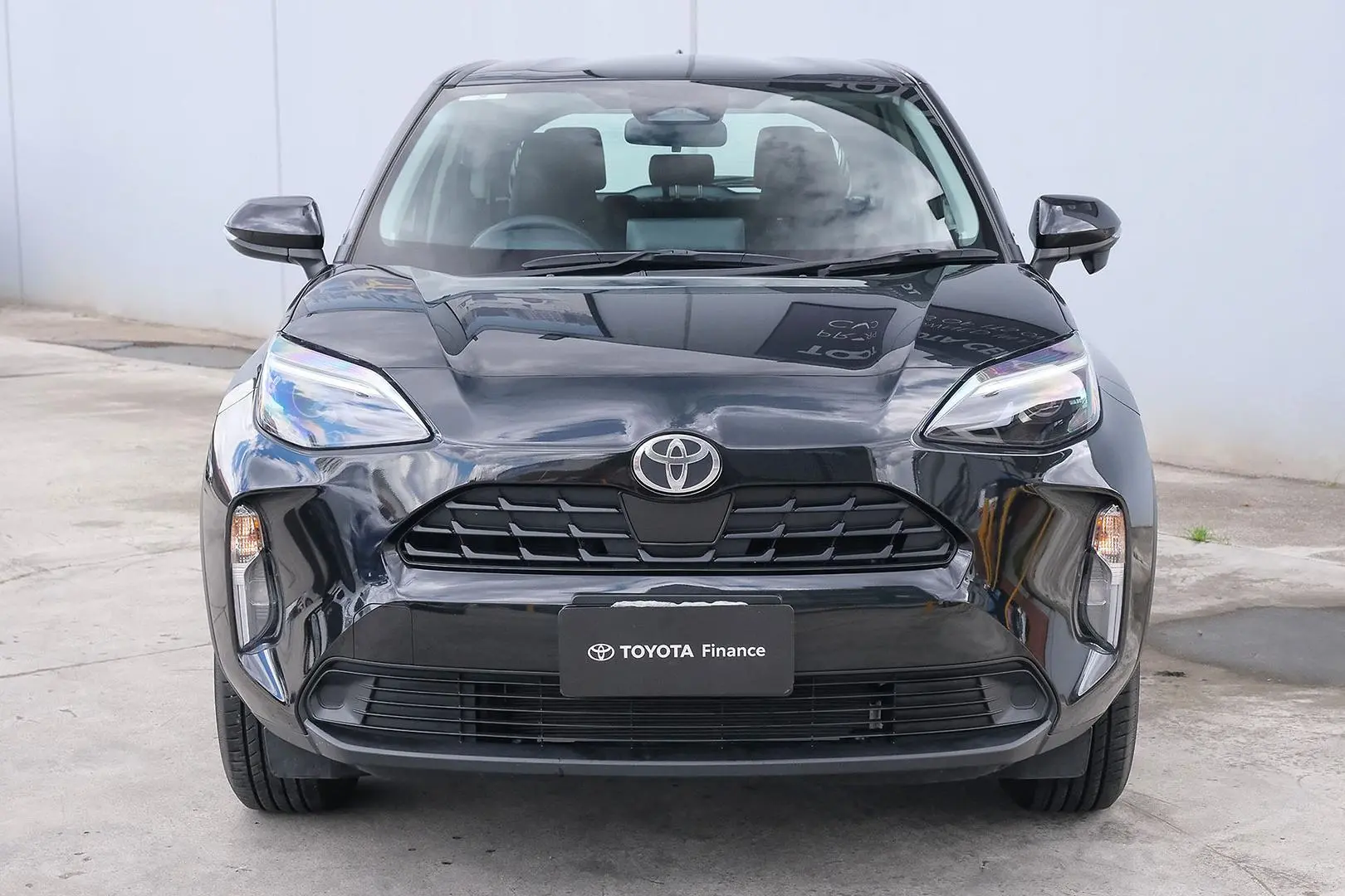 2024 Toyota Yaris Cross Gallery Image 3