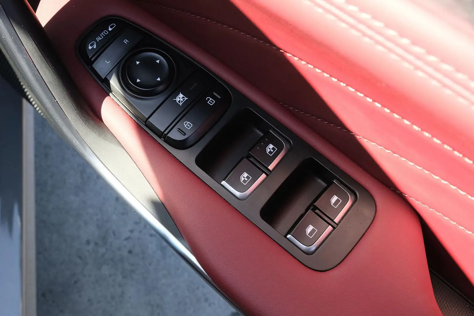 2023 Kia Stinger Gallery Image 12