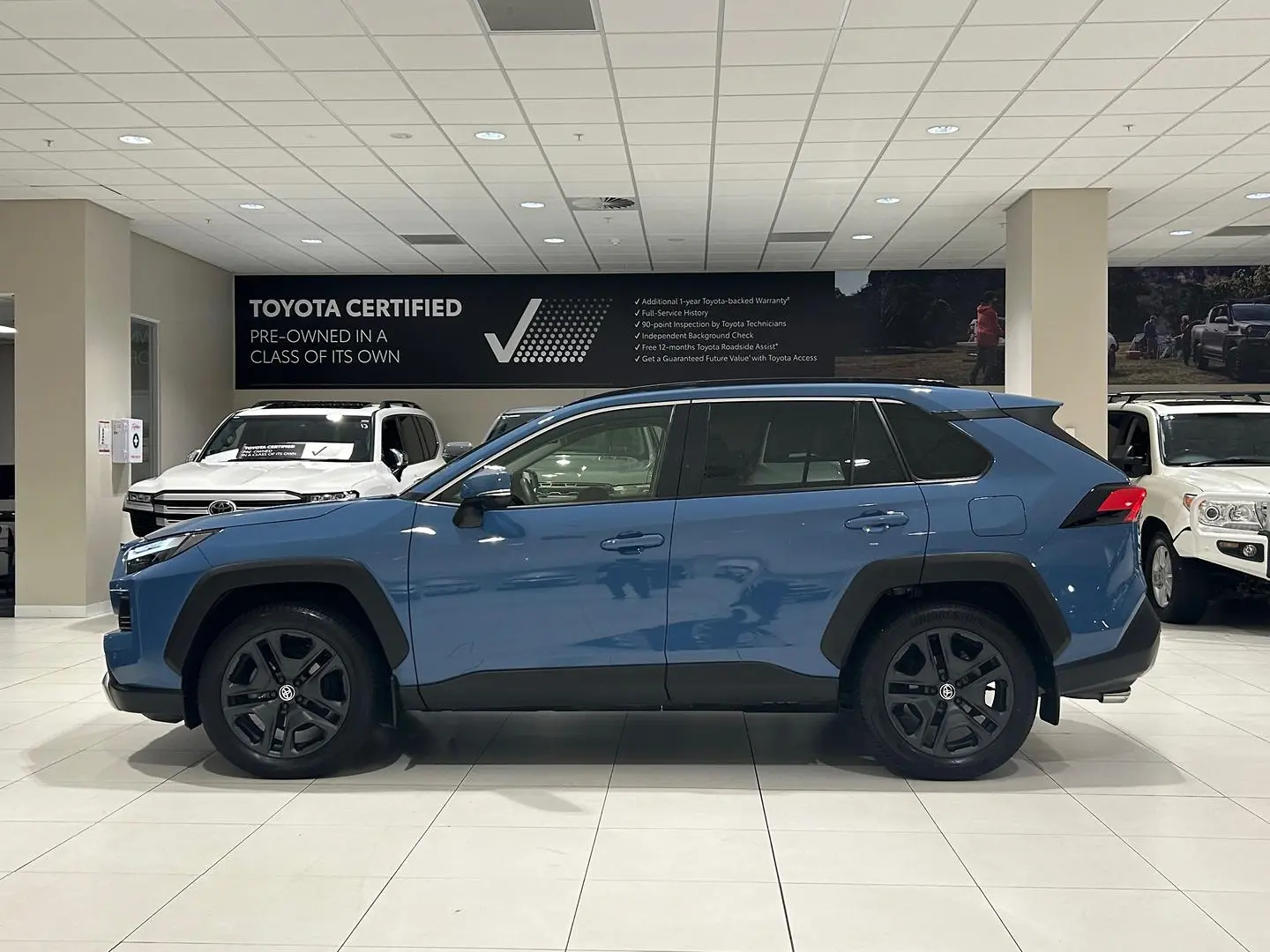 2024 Toyota RAV4 Gallery Image 5