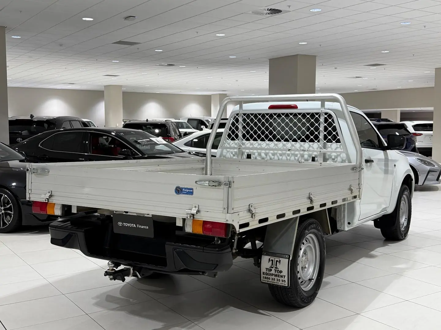 2022 Isuzu D-MAX Gallery Image 10