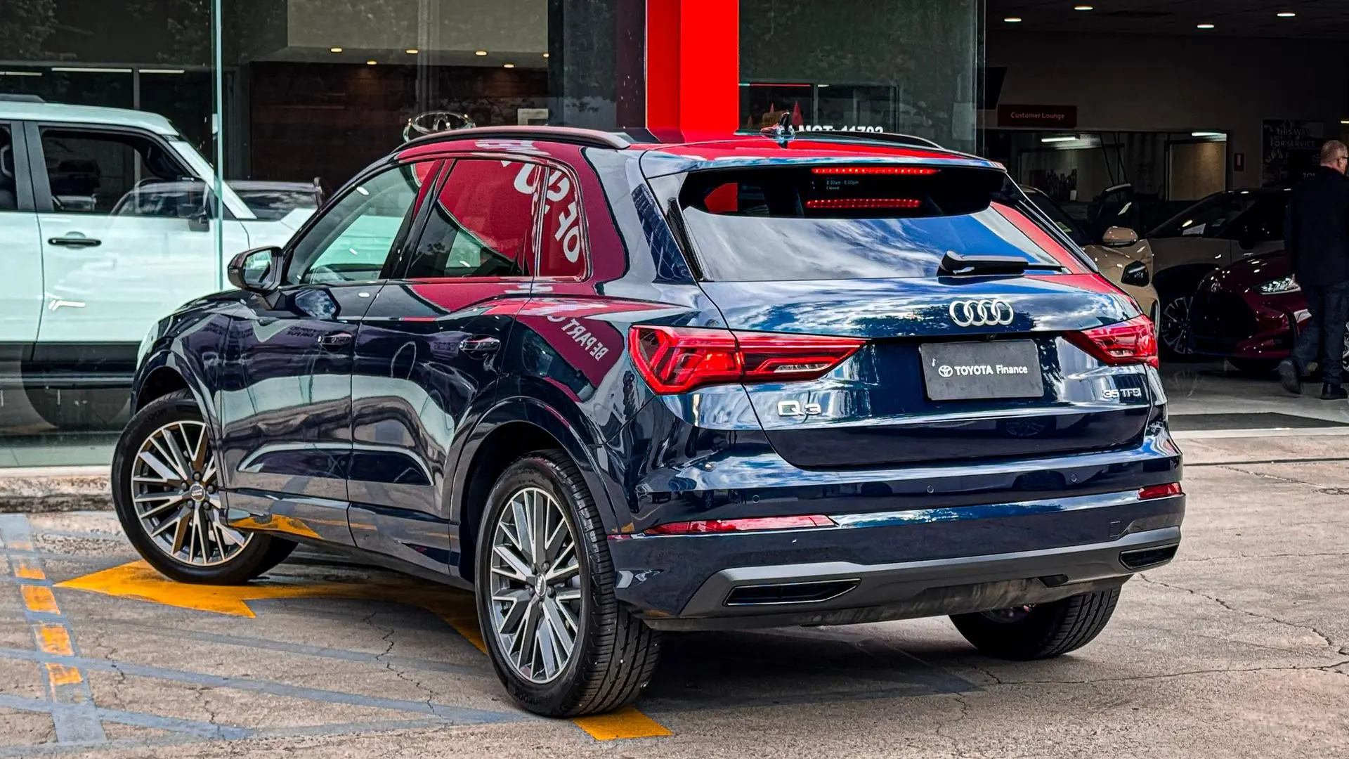 2020 Audi Q3 Image 2