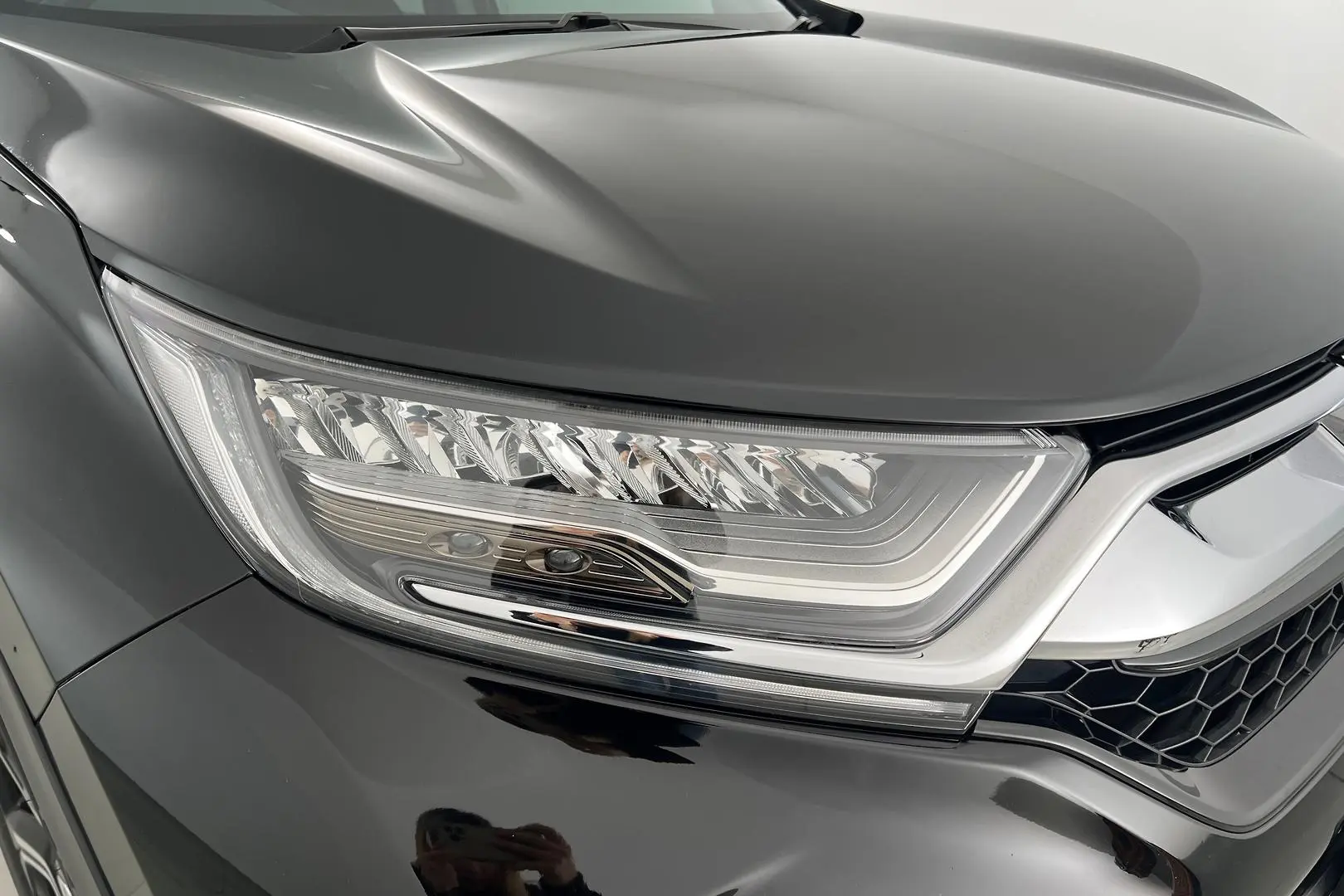 2018 Honda CR-V Gallery Image 2