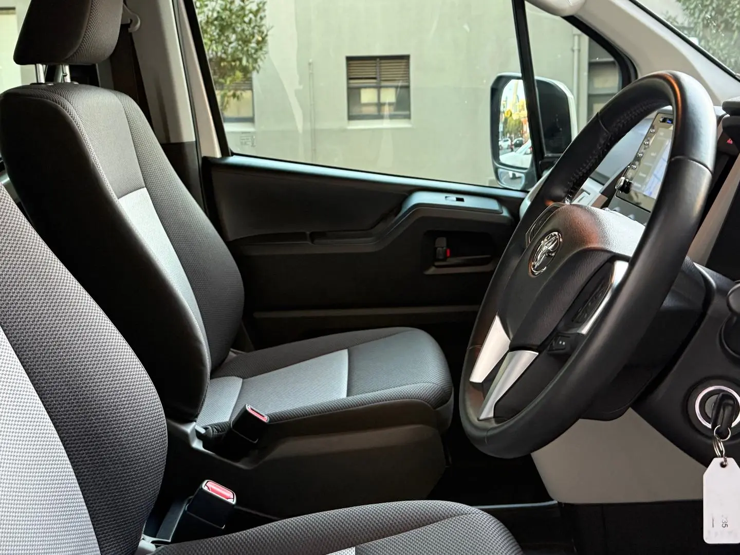 2019 Toyota Hiace Gallery Image 11