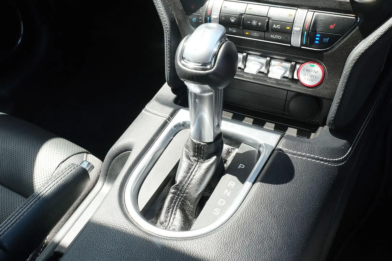 2021 Ford Mustang Gallery Image 16