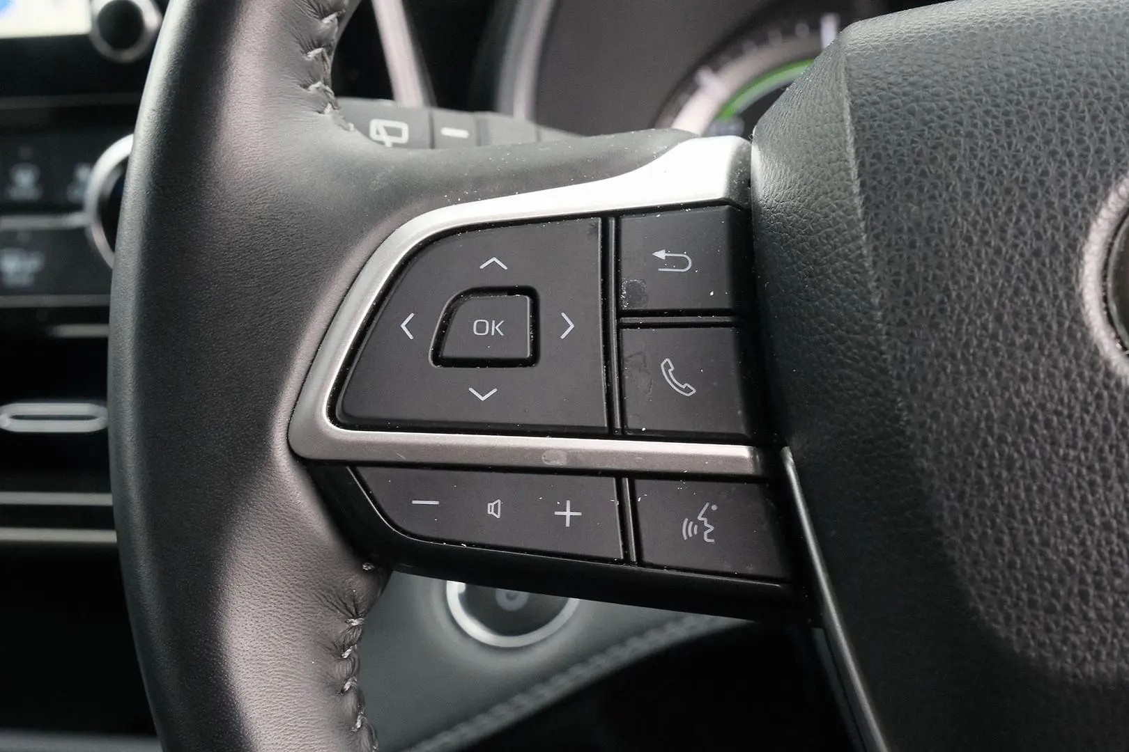 2023 Toyota Kluger Gallery Image 15