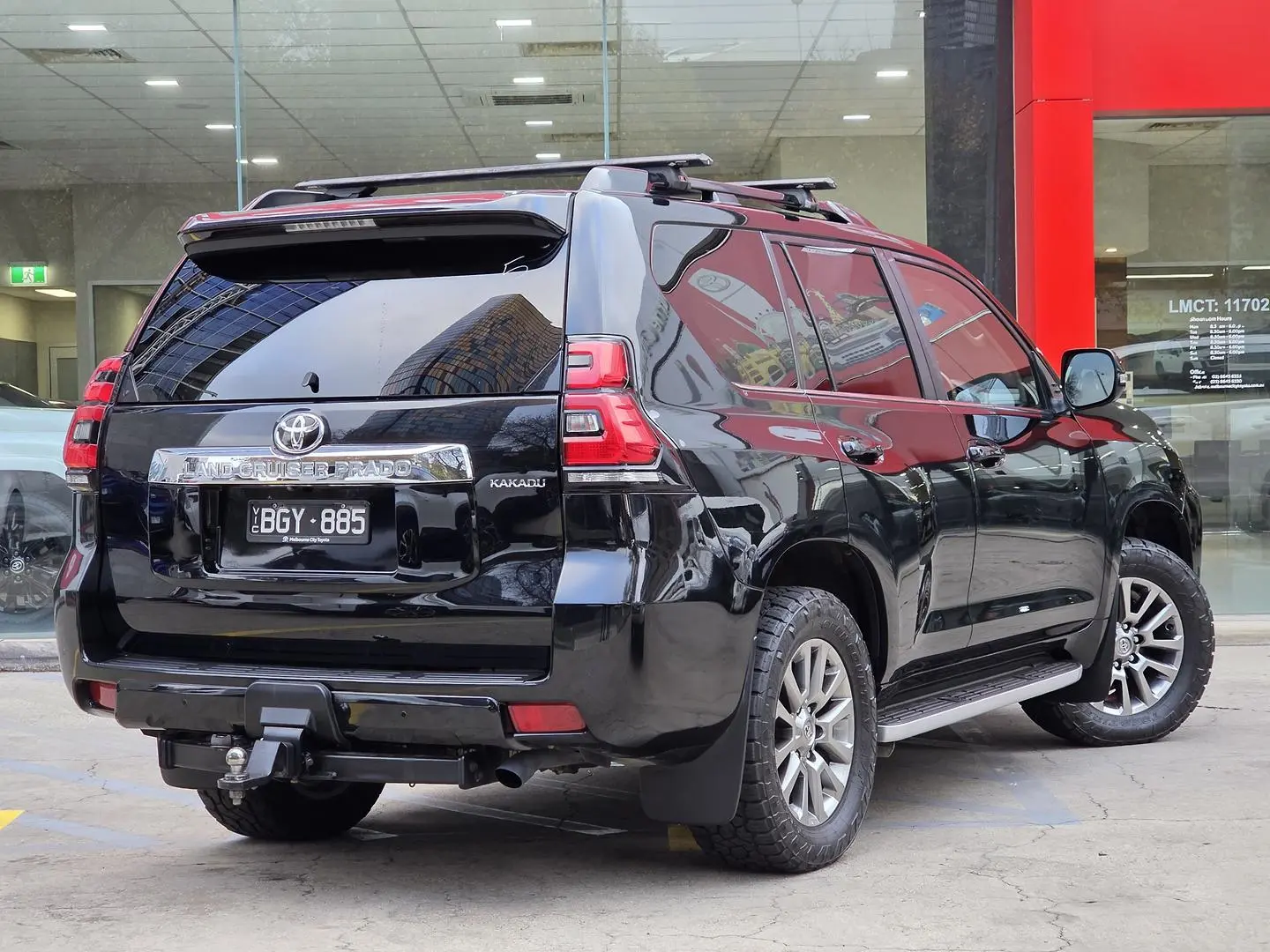 2020 Toyota Landcruiser Prado Gallery Image 3