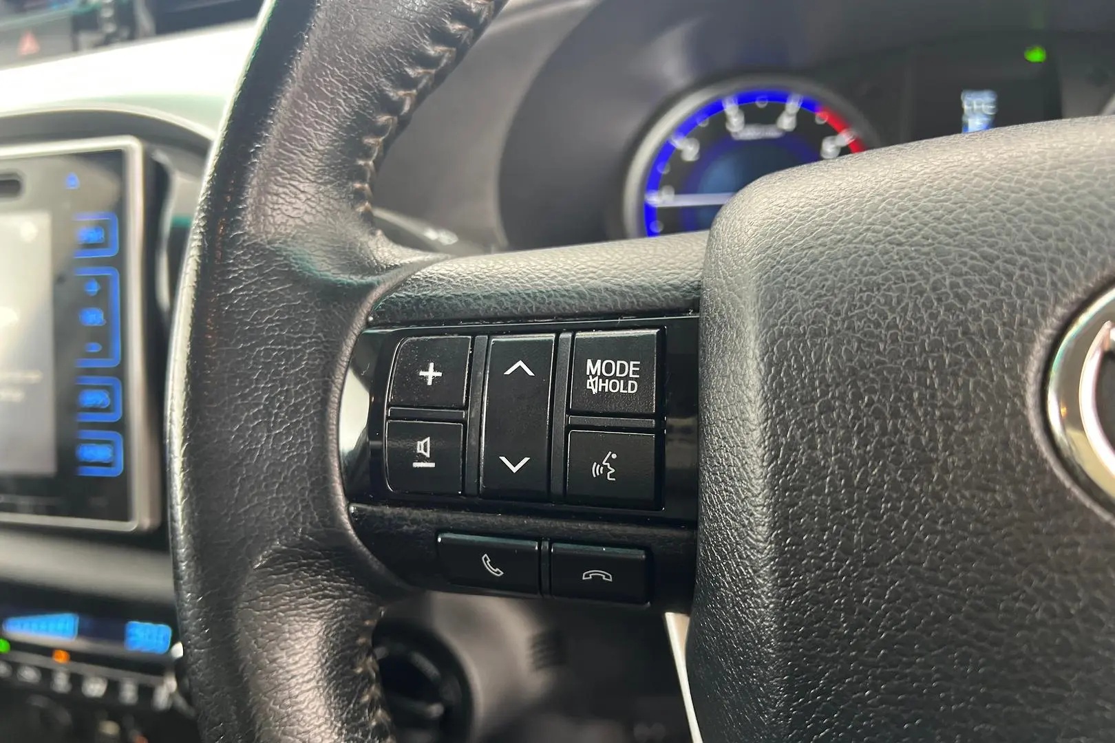 2018 Toyota Hilux Gallery Image 13