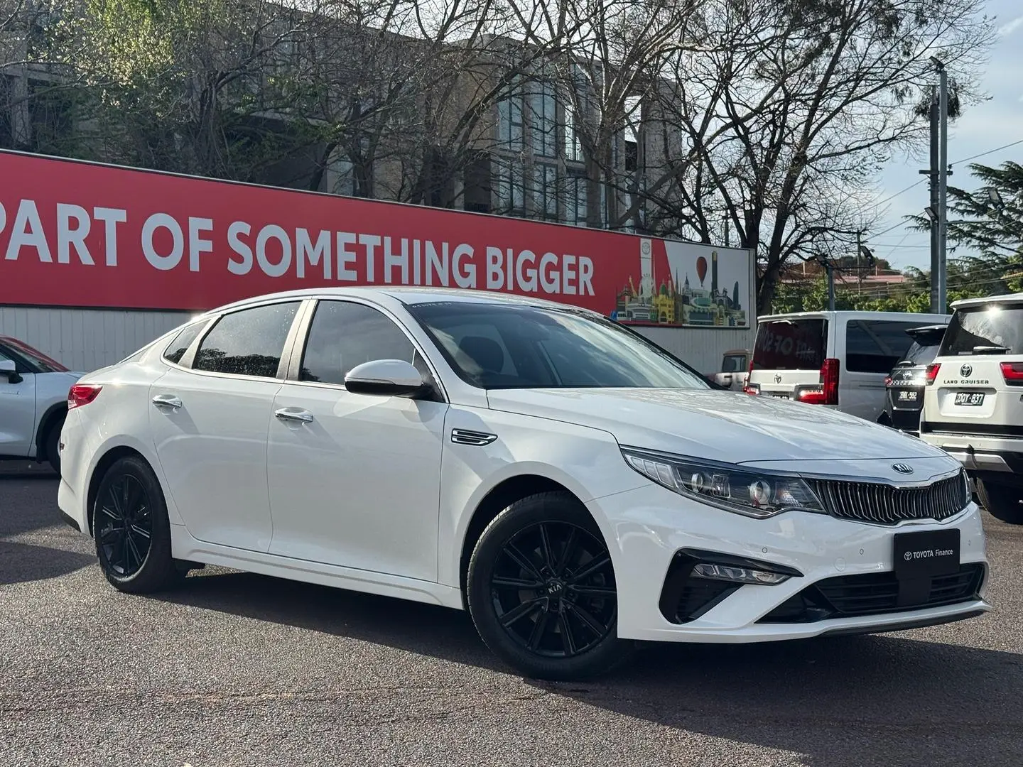 2020 Kia Optima Gallery Image 1