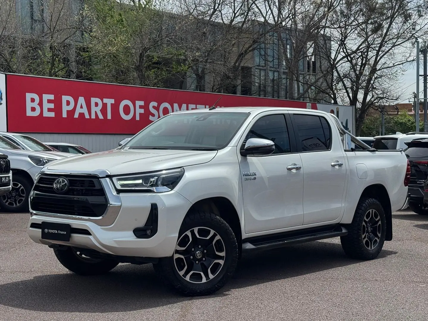 2020 Toyota Hilux Gallery Image 10