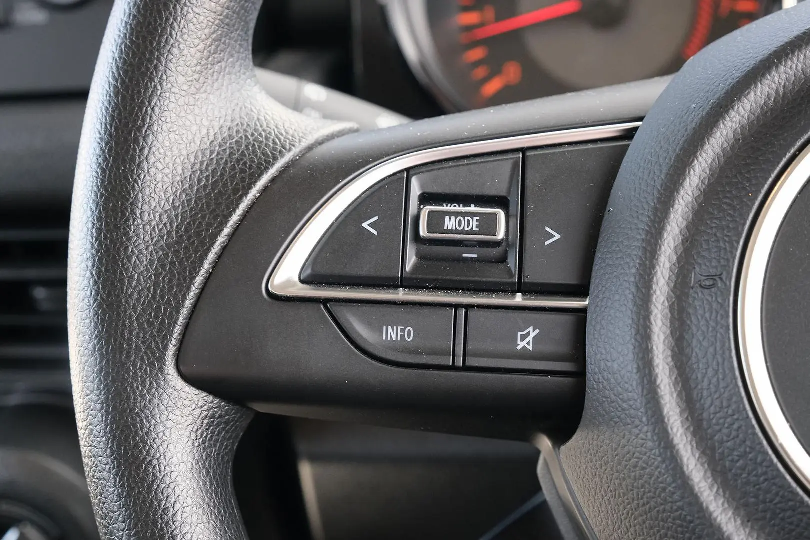 2022 Suzuki Jimny Gallery Image 11