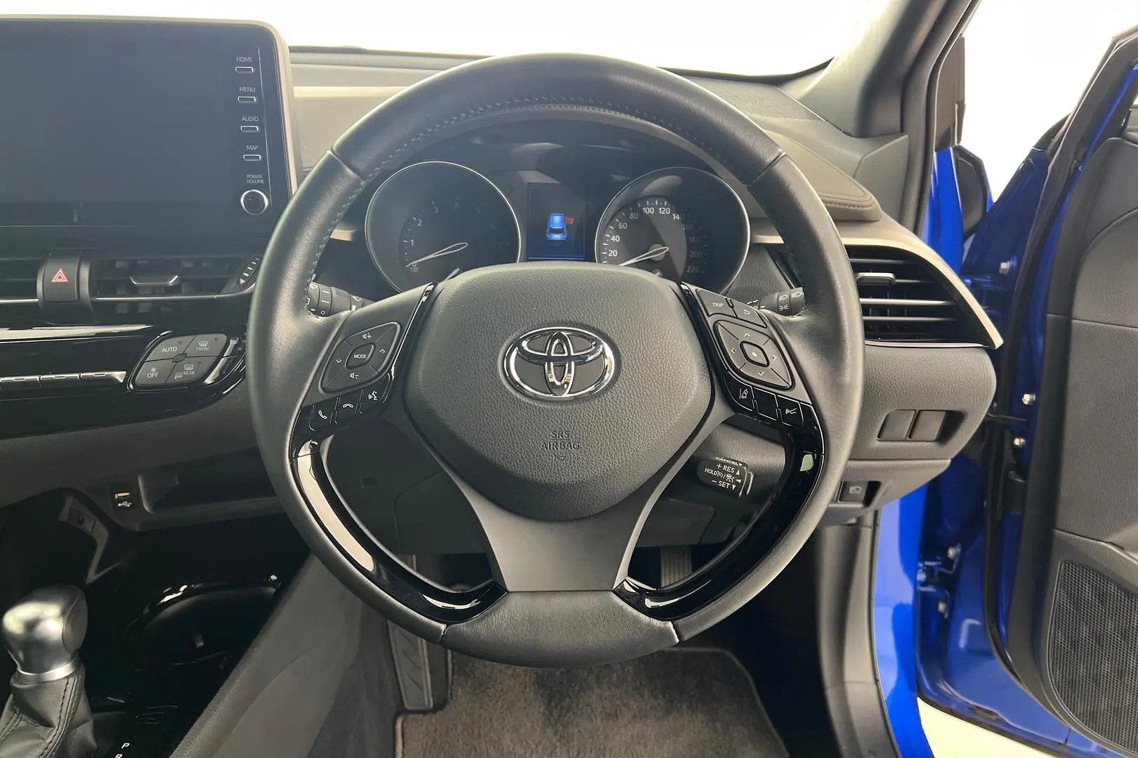 2021 Toyota C-HR Gallery Image 15