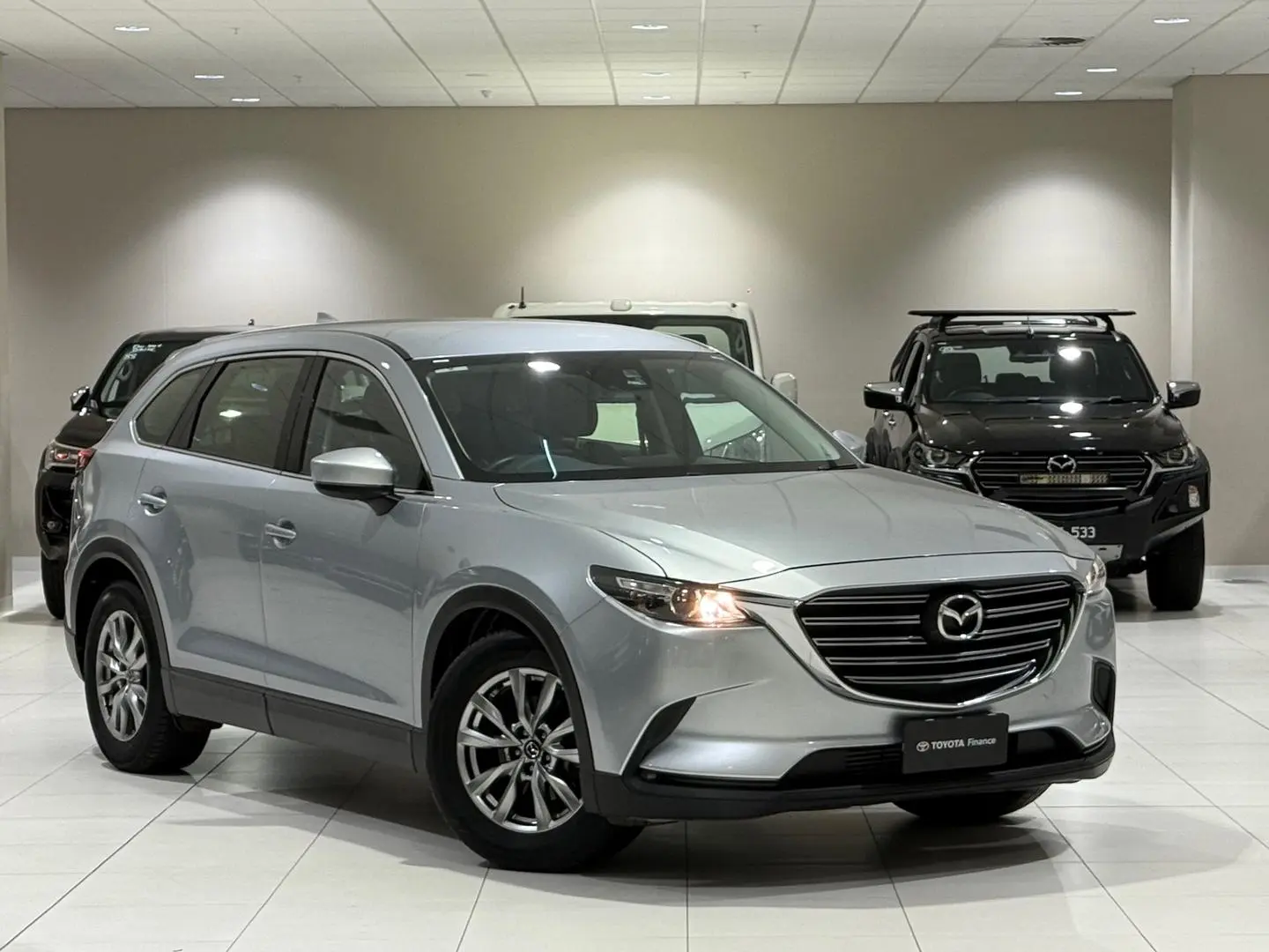 2017 Mazda CX-9 Gallery Image 1