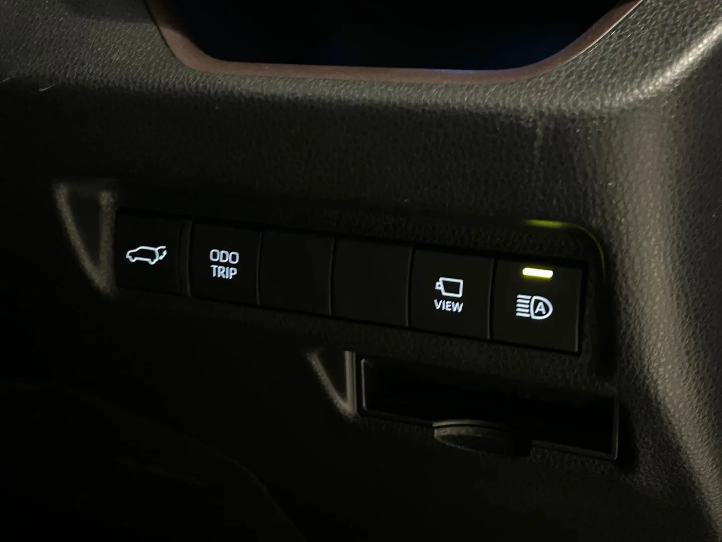 2024 Toyota RAV4 Gallery Image 27