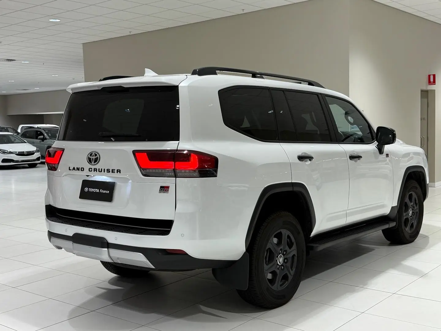 2023 Toyota Landcruiser Gallery Image 10