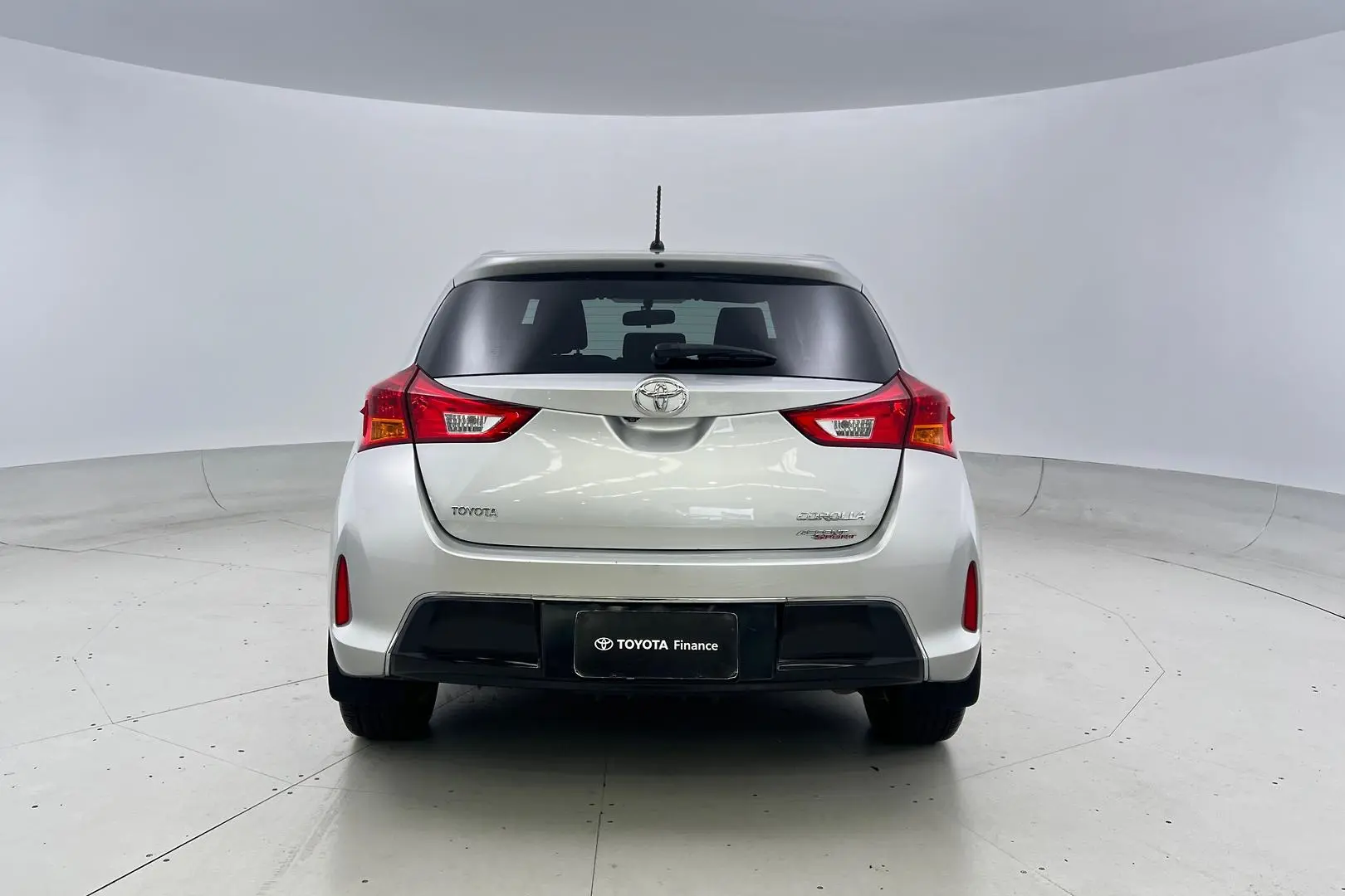 2014 Toyota Corolla Gallery Image 6