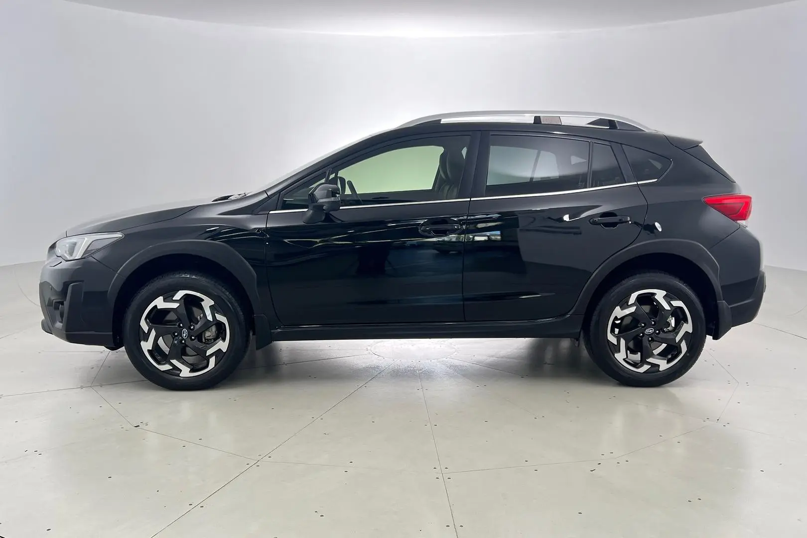 2022 Subaru XV Gallery Image 8